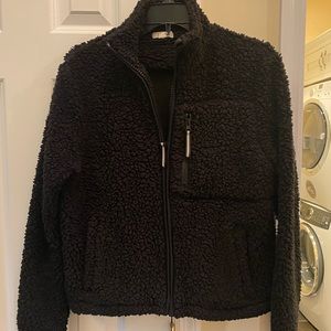 Garage black sherpa zip up jacket size medium